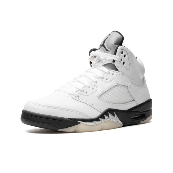 jordan-air-jordan-5-white-black_23607030_55492406_2048.jpg
