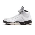 jordan-air-jordan-5-white-black_23607030_55568759_2048.jpg